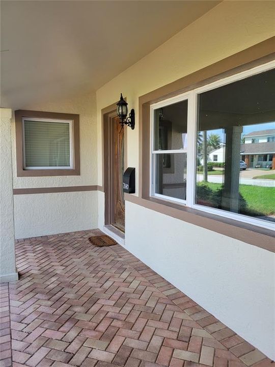 En Renta: $3,995 (3 camas, 2 baños, 1660 Pies cuadrados)