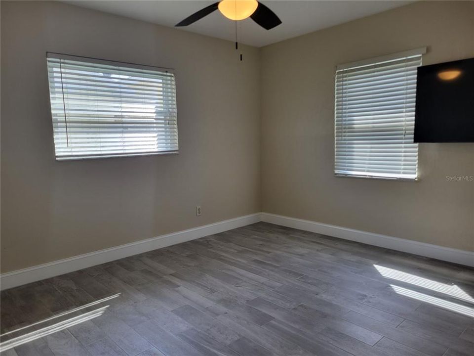 En Renta: $3,995 (3 camas, 2 baños, 1660 Pies cuadrados)