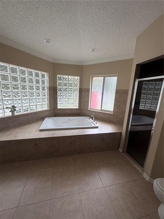 En Venta: $423,000 (3 camas, 2 baños, 1838 Pies cuadrados)