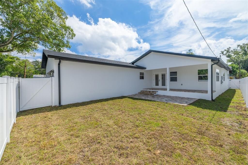 На продажу: $949,900 (3 спален, 3 ванн, 2328 Квадратных фут)