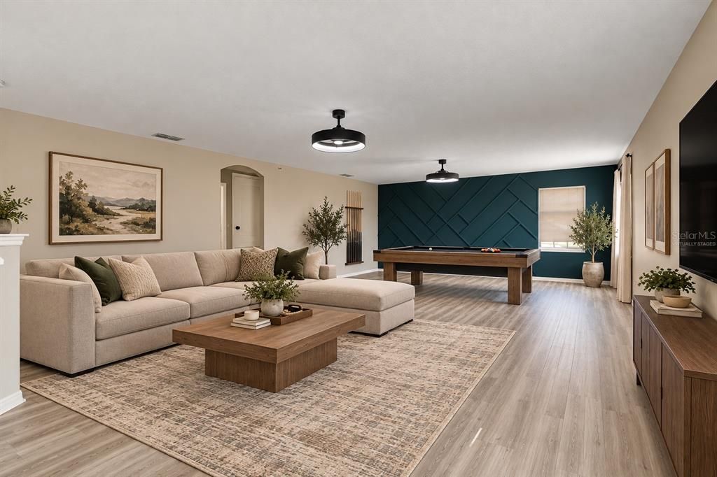 En Venta: $599,000 (4 camas, 3 baños, 3355 Pies cuadrados)