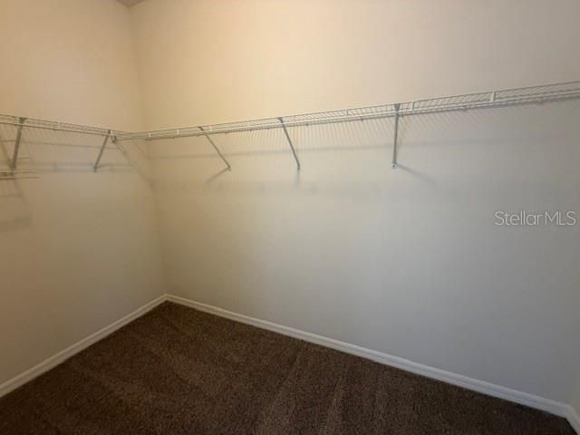 For Rent: $2,000 (3 beds, 2 baths, 1979 Square Feet)
