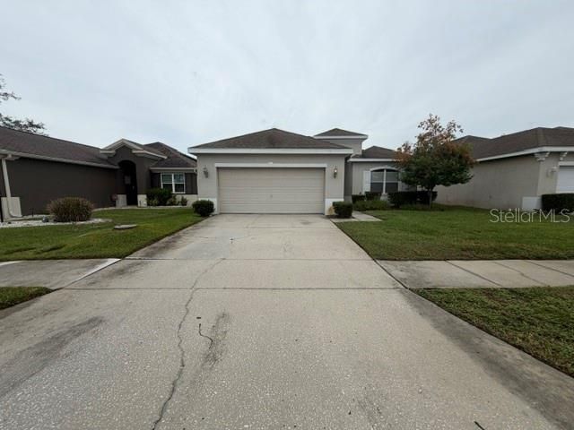 For Rent: $2,000 (3 beds, 2 baths, 1979 Square Feet)