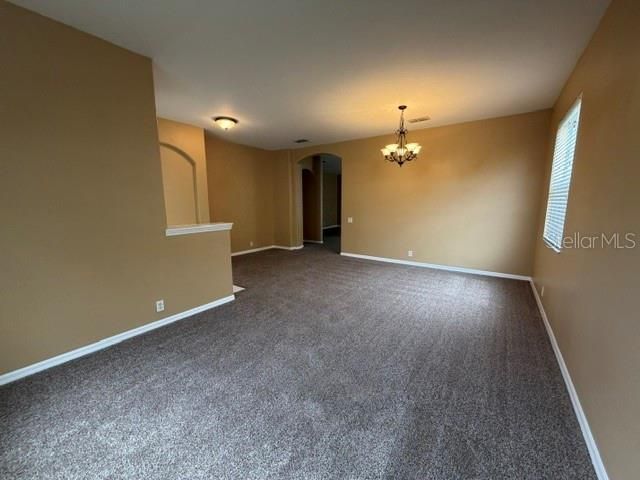 For Rent: $2,000 (3 beds, 2 baths, 1979 Square Feet)