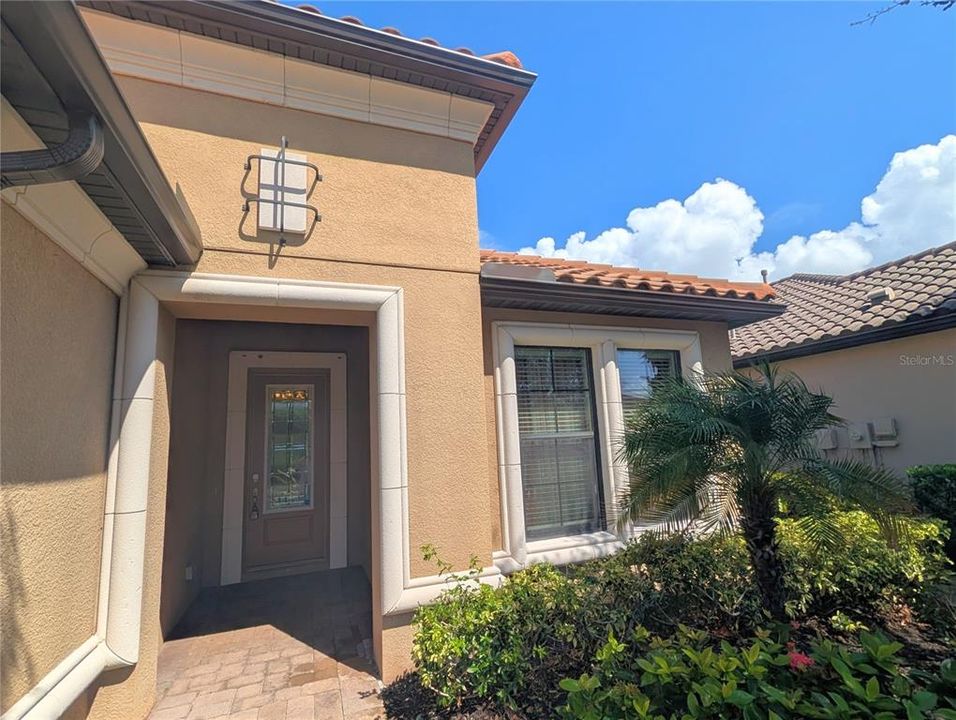 En Renta: $6,000 (3 camas, 3 baños, 2270 Pies cuadrados)