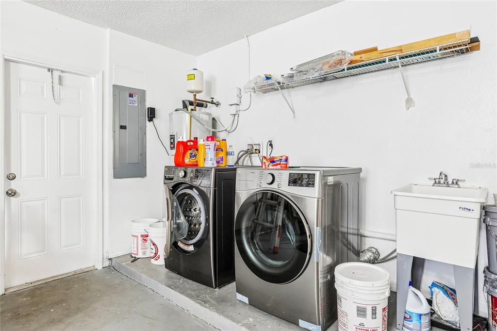 En Venta: $599,900 (3 camas, 2 baños, 1722 Pies cuadrados)