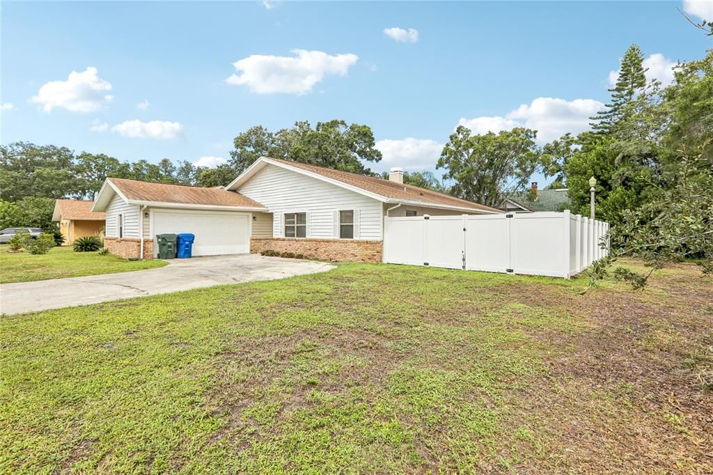 En Venta: $599,900 (3 camas, 2 baños, 1722 Pies cuadrados)