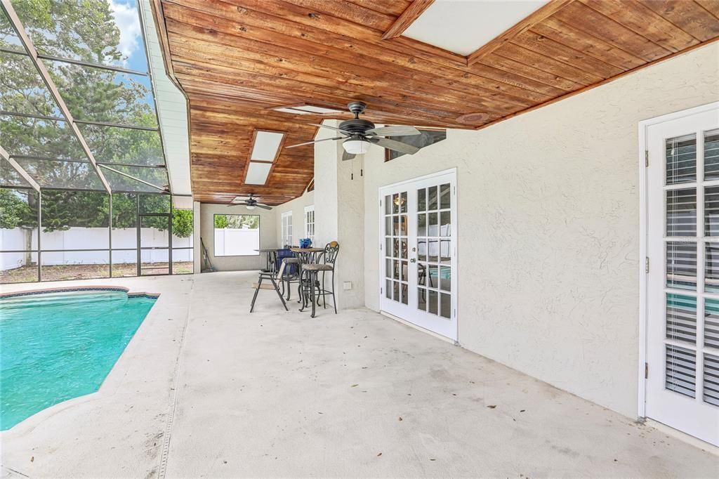 En Venta: $599,900 (3 camas, 2 baños, 1722 Pies cuadrados)