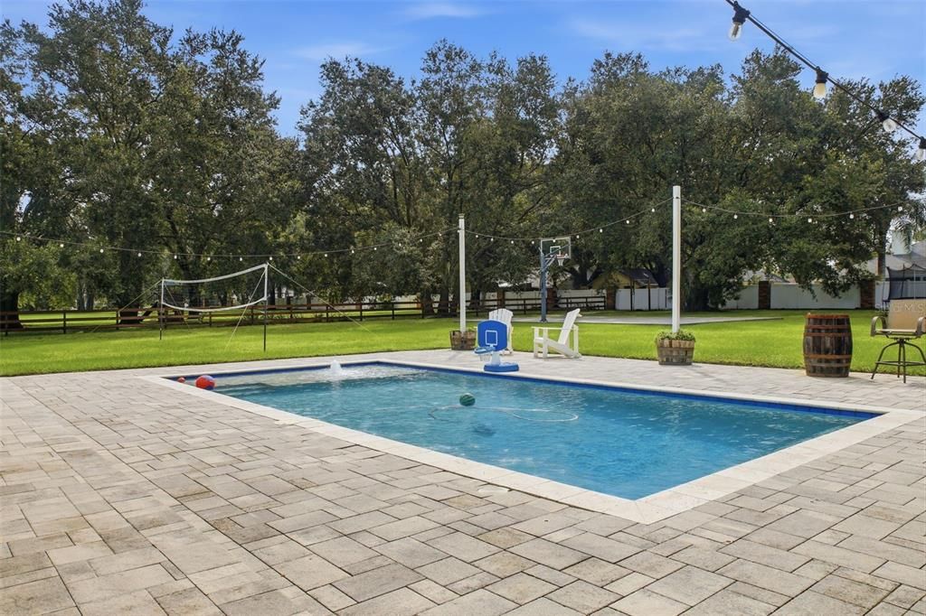 En Venta: $1,150,000 (4 camas, 3 baños, 3262 Pies cuadrados)