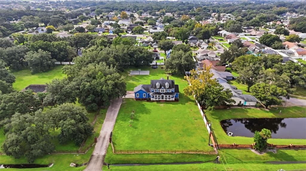 En Venta: $1,150,000 (4 camas, 3 baños, 3262 Pies cuadrados)