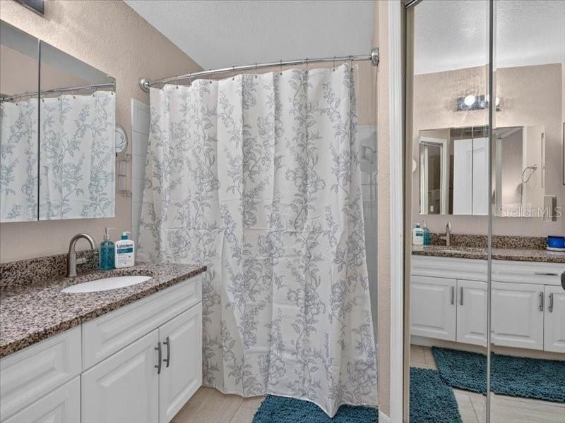 В аренду: $2,500 (2 спален, 2 ванн, 1209 Квадратных фут)