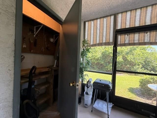 На продажу: $169,900 (2 спален, 2 ванн, 960 Квадратных фут)