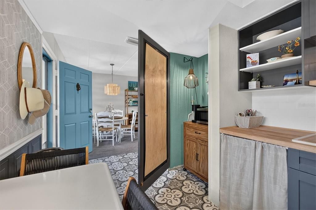 В аренду: $1,399 (1 спален, 1 ванн, 767 Квадратных фут)