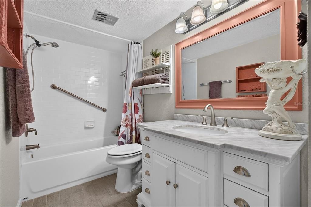 В аренду: $1,399 (1 спален, 1 ванн, 767 Квадратных фут)