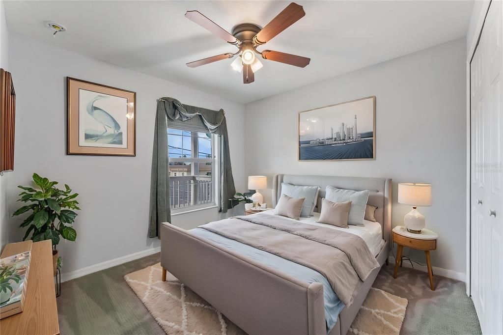 For Sale: $469,900 (2 beds, 2 baths, 1058 Square Feet)