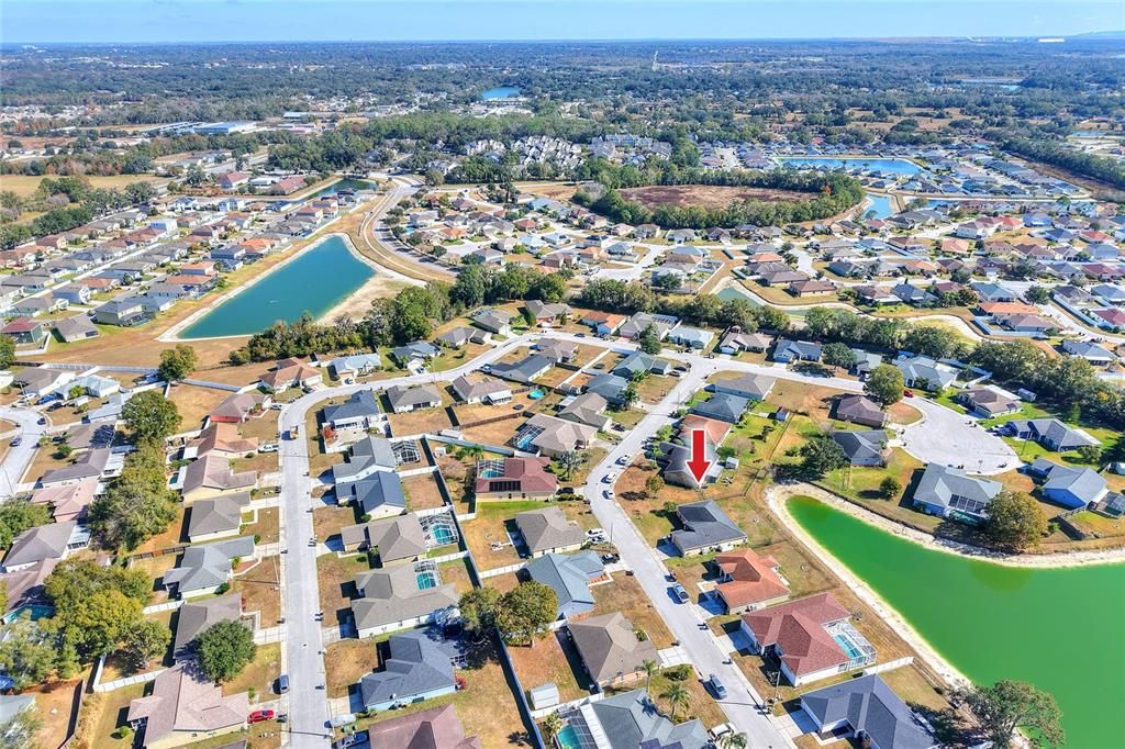 На продажу: $359,000 (4 спален, 2 ванн, 1786 Квадратных фут)