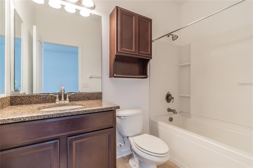 В аренду: $2,550 (4 спален, 2 ванн, 1486 Квадратных фут)