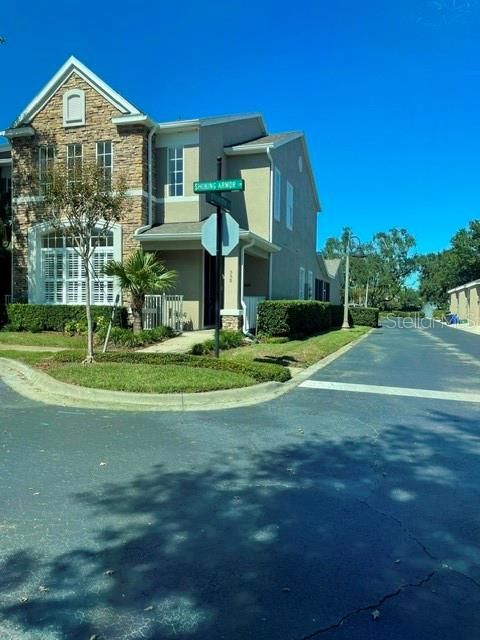 En Venta: $470,000 (4 camas, 3 baños, 2056 Pies cuadrados)