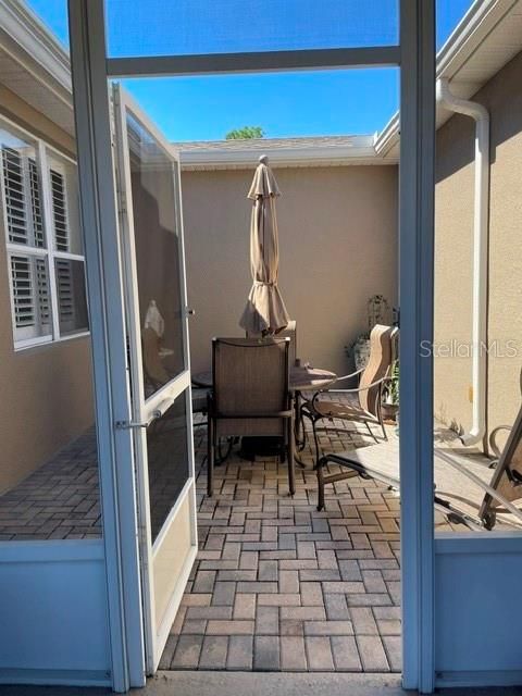En Venta: $470,000 (4 camas, 3 baños, 2056 Pies cuadrados)