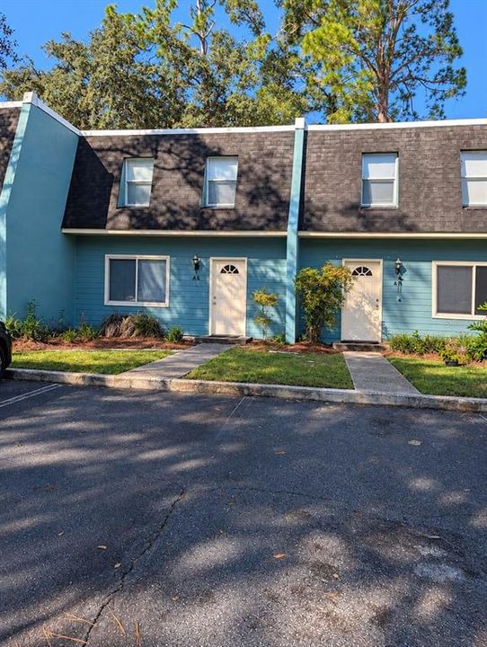 For Sale: $163,500 (3 beds, 2 baths, 1384 Square Feet)