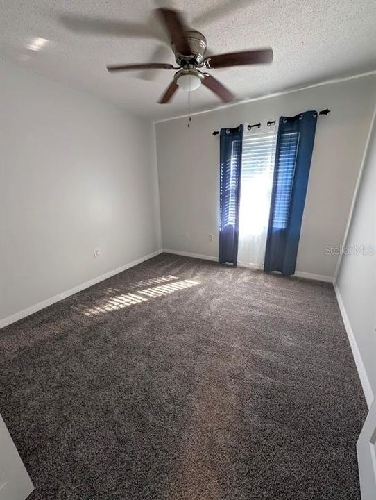 For Sale: $163,500 (3 beds, 2 baths, 1384 Square Feet)