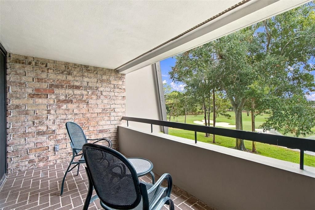 For Sale: $269,000 (1 beds, 1 baths, 825 Square Feet)