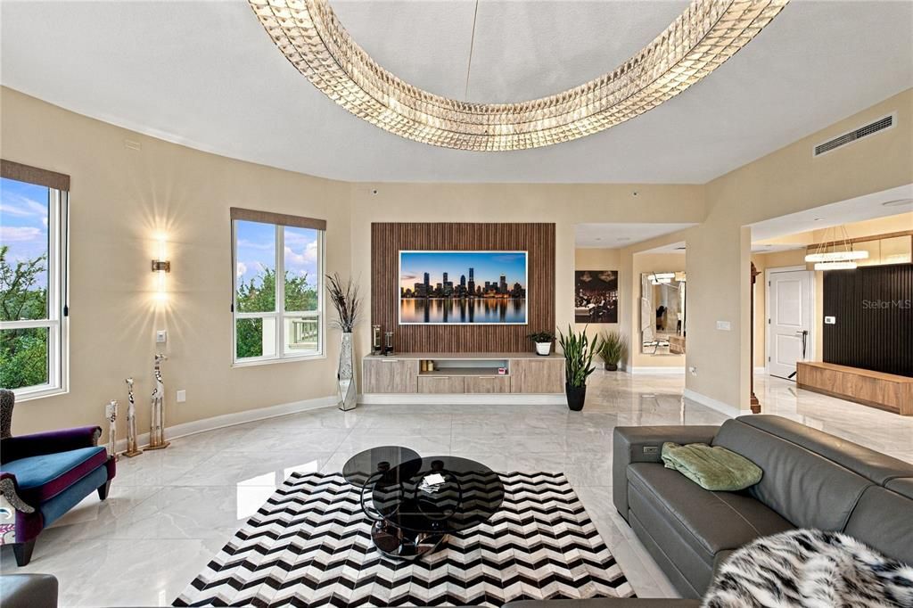 En Venta: $1,395,000 (2 camas, 2 baños, 2636 Pies cuadrados)