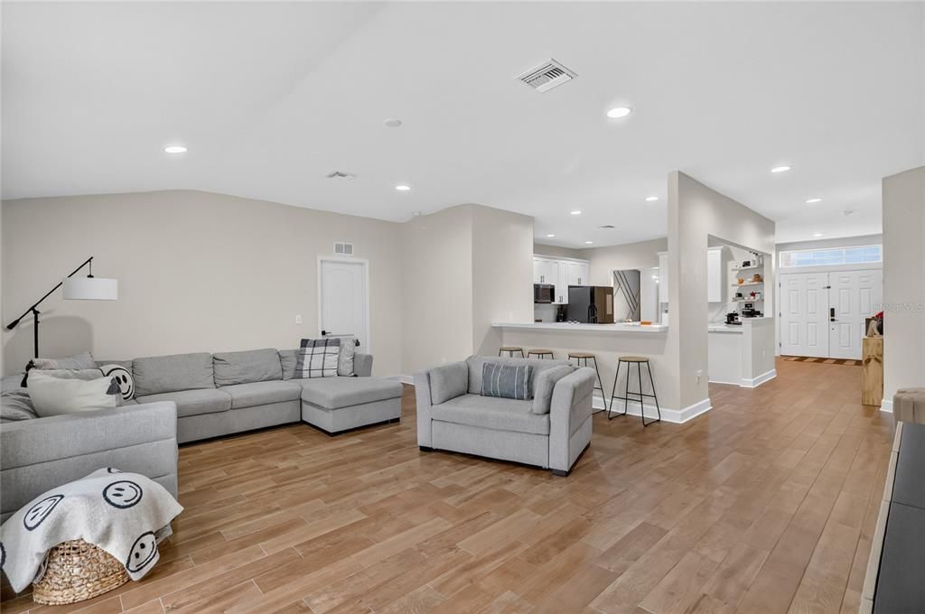 For Sale: $439,900 (4 beds, 2 baths, 2220 Square Feet)
