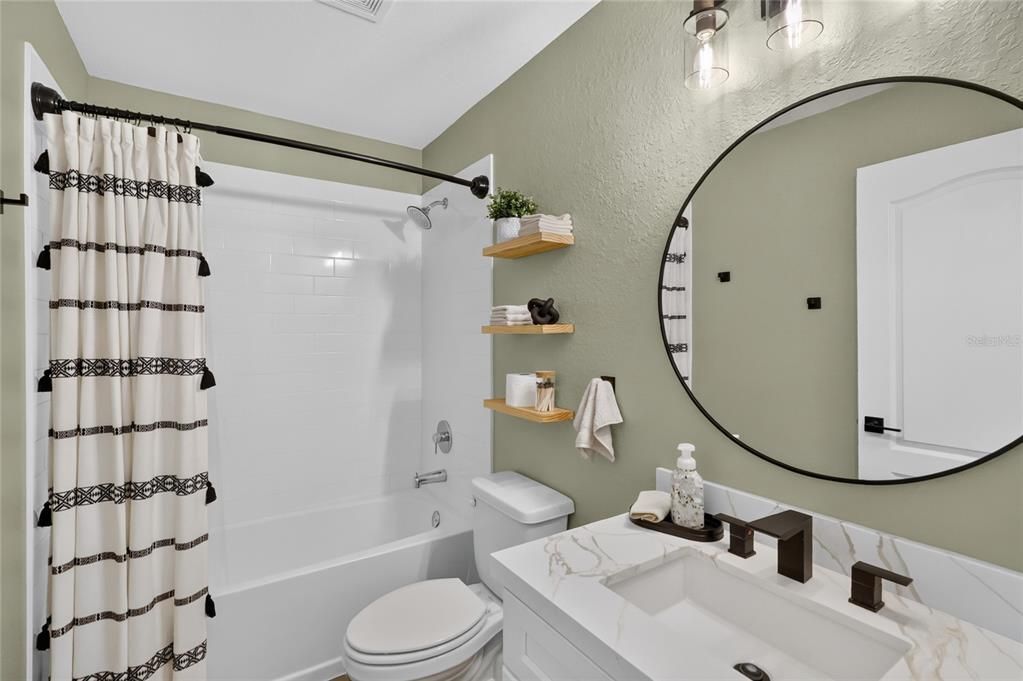 For Sale: $439,900 (4 beds, 2 baths, 2220 Square Feet)