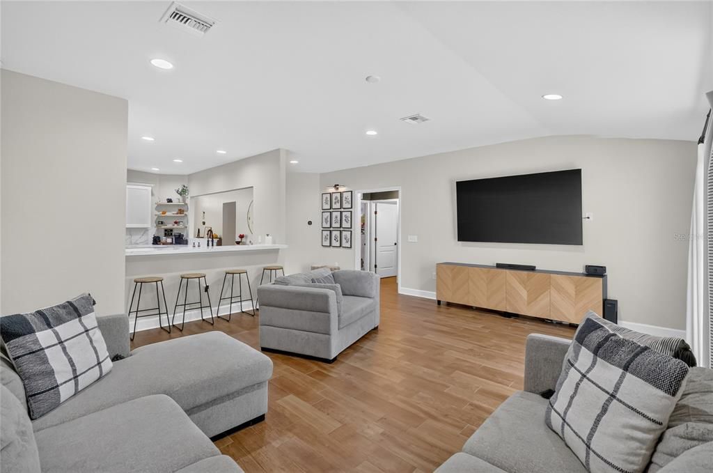 For Sale: $439,900 (4 beds, 2 baths, 2220 Square Feet)