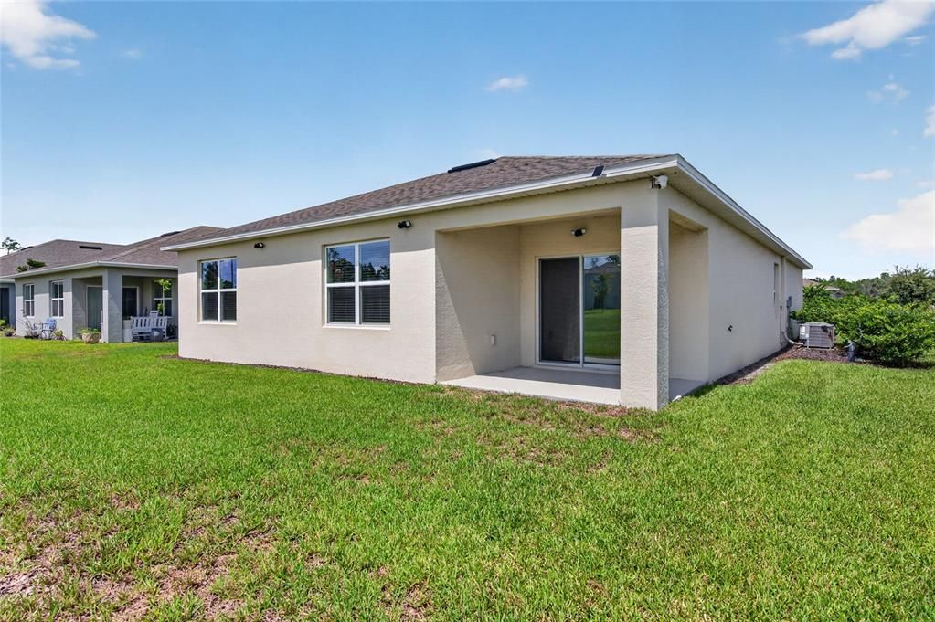 For Rent: $2,400 (4 beds, 2 baths, 1846 Square Feet)
