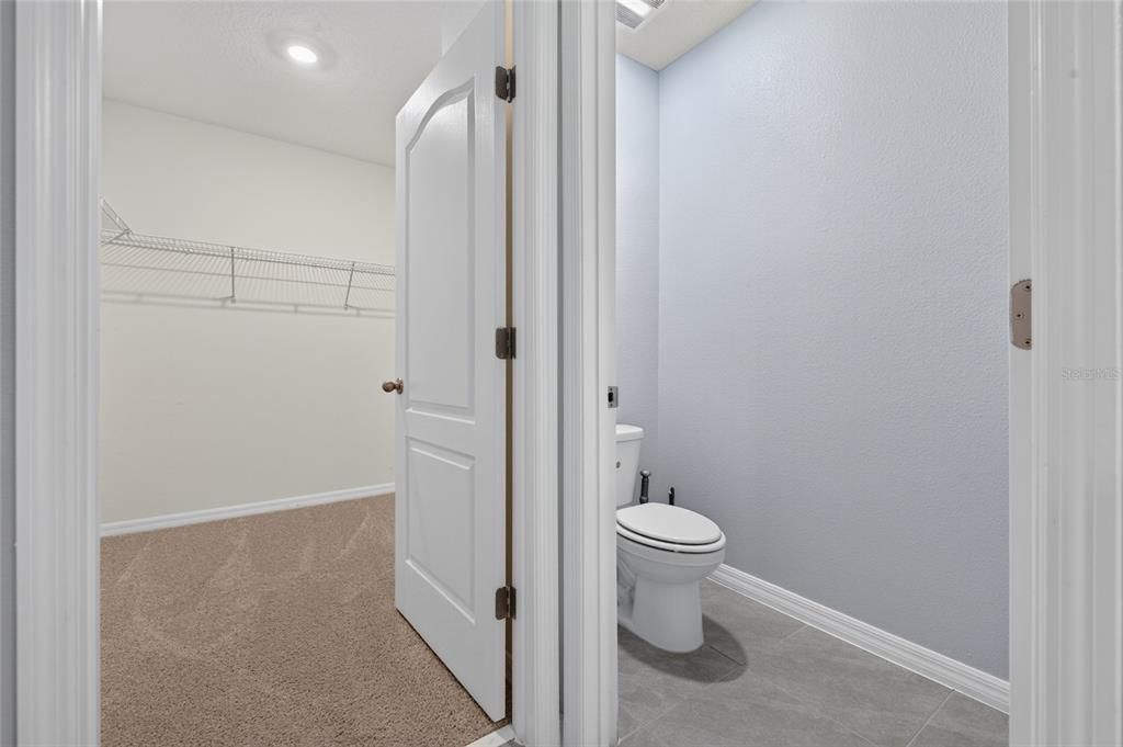 For Rent: $2,400 (4 beds, 2 baths, 1846 Square Feet)
