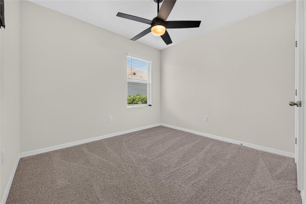 For Rent: $2,400 (4 beds, 2 baths, 1846 Square Feet)