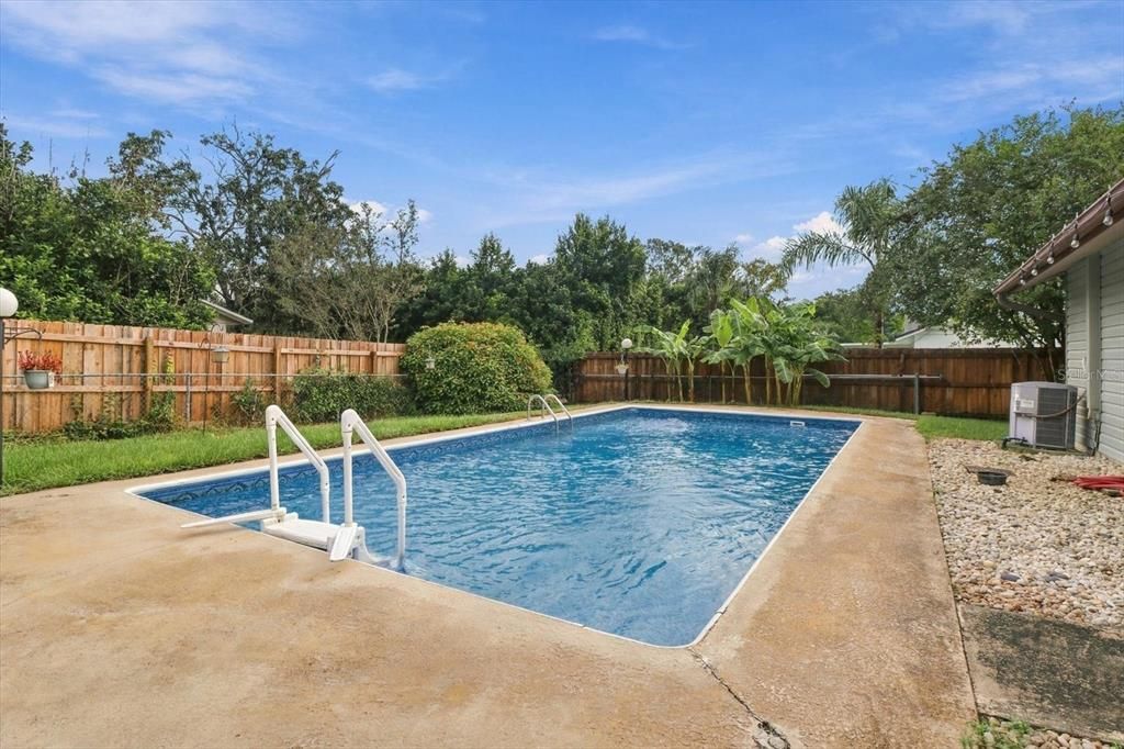 For Sale: $294,900 (3 beds, 2 baths, 1712 Square Feet)