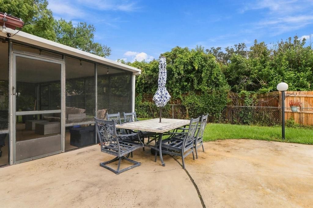 For Sale: $294,900 (3 beds, 2 baths, 1712 Square Feet)