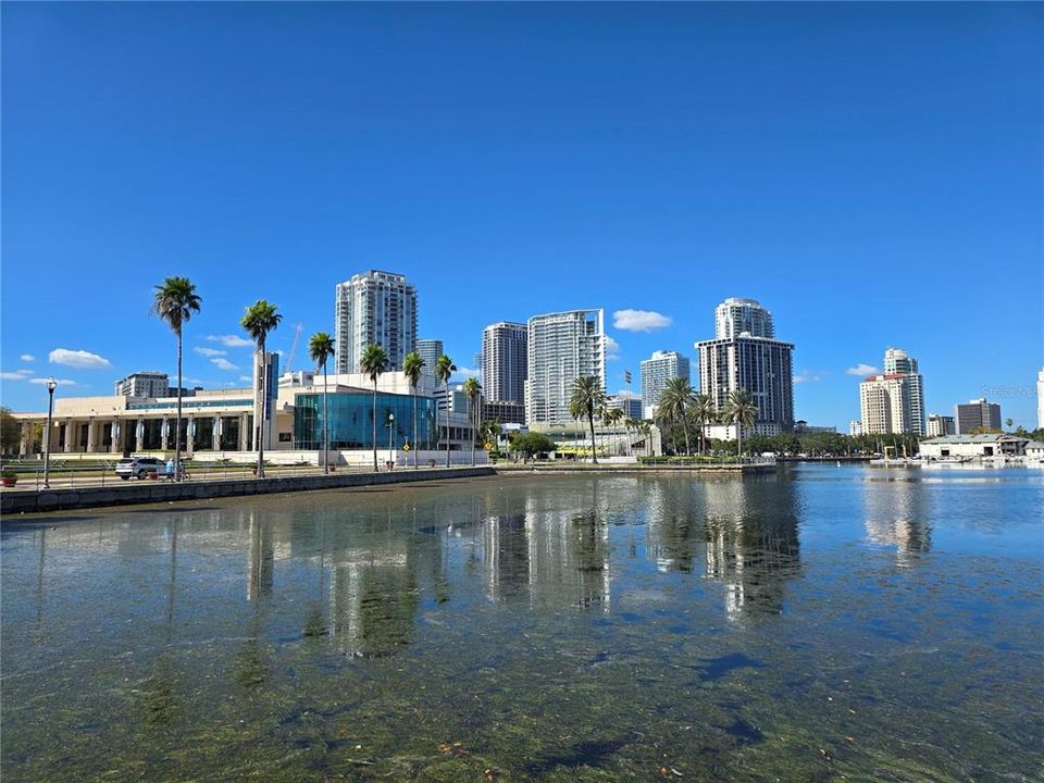 For Sale: $595,000 (3 beds, 2 baths, 1924 Square Feet)