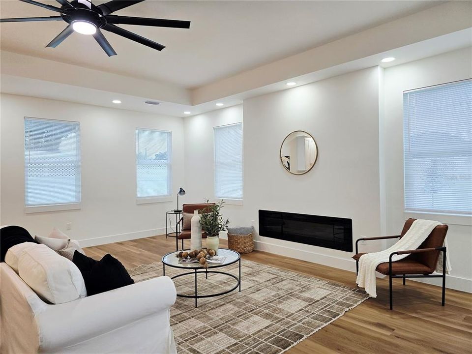 For Sale: $595,000 (3 beds, 2 baths, 1924 Square Feet)