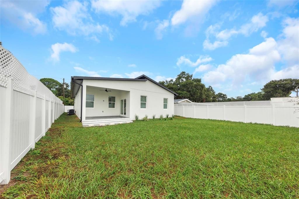For Sale: $595,000 (3 beds, 2 baths, 1924 Square Feet)