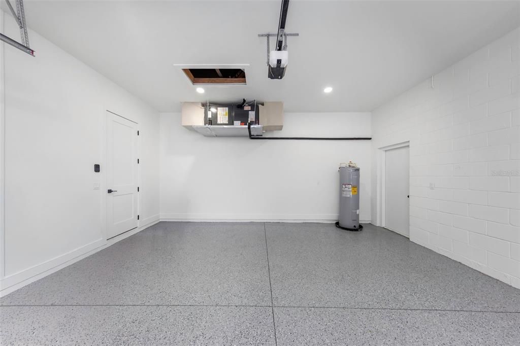 For Sale: $595,000 (3 beds, 2 baths, 1924 Square Feet)