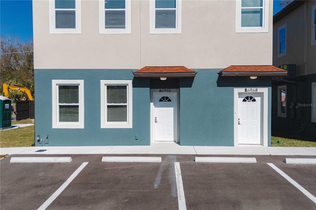 For Rent: $2,400 (3 beds, 2 baths, 1264 Square Feet)