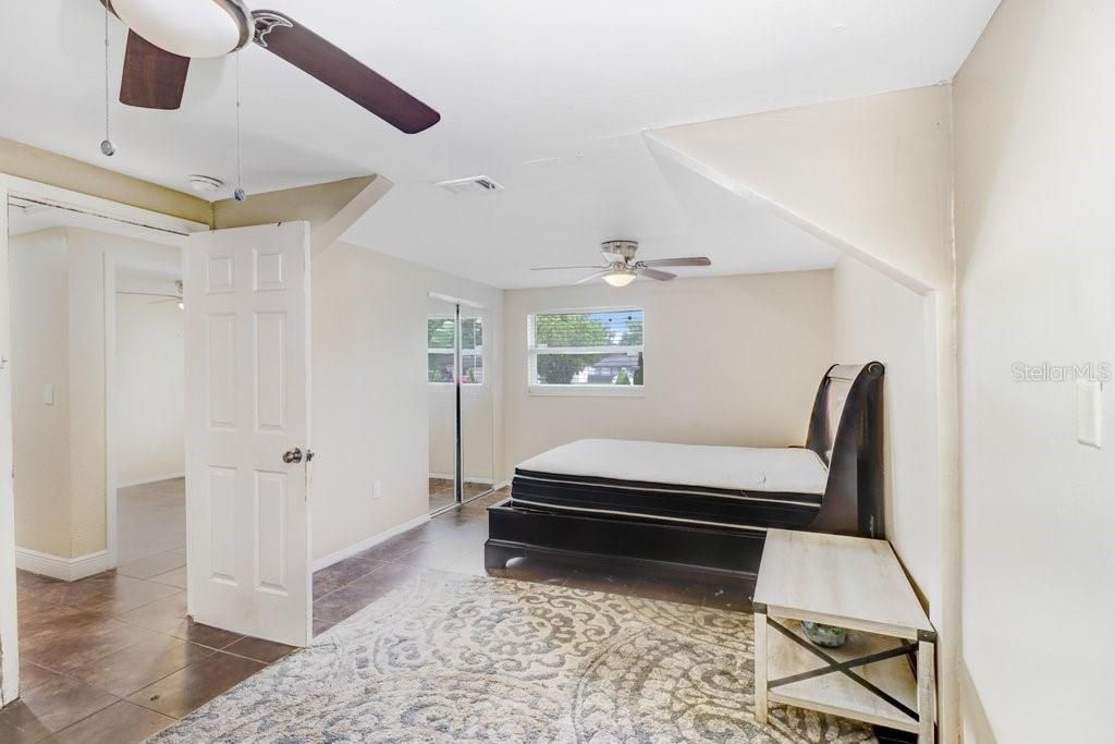For Sale: $535,000 (4 beds, 3 baths, 2218 Square Feet)