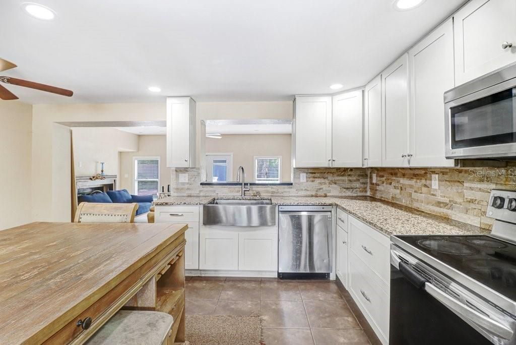For Sale: $535,000 (4 beds, 3 baths, 2218 Square Feet)