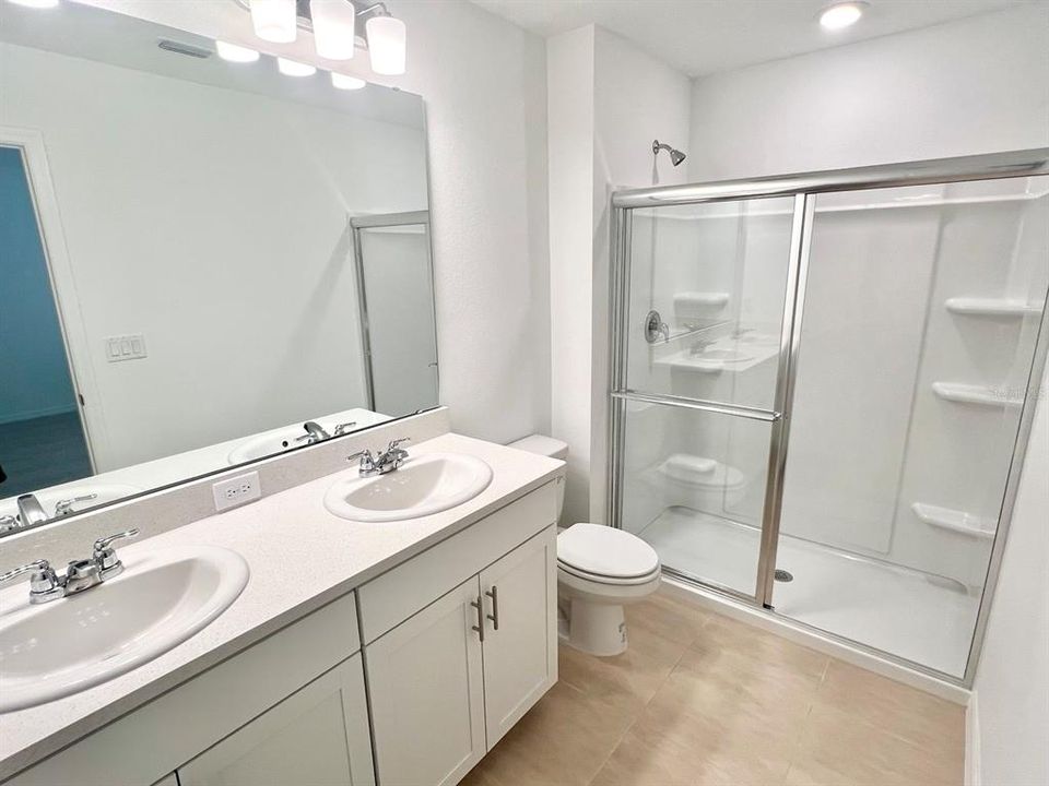 В аренду: $2,250 (3 спален, 2 ванн, 1412 Квадратных фут)