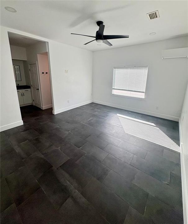 For Sale: $599,000 (4 beds, 3 baths, 1276 Square Feet)