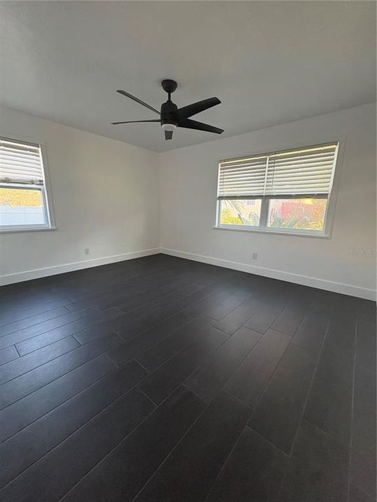 For Sale: $599,000 (4 beds, 3 baths, 1276 Square Feet)
