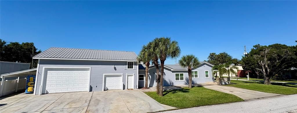 For Sale: $599,000 (4 beds, 3 baths, 1276 Square Feet)