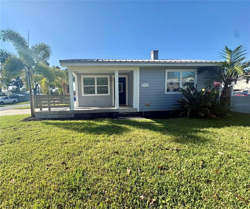 For Sale: $599,000 (4 beds, 3 baths, 1276 Square Feet)