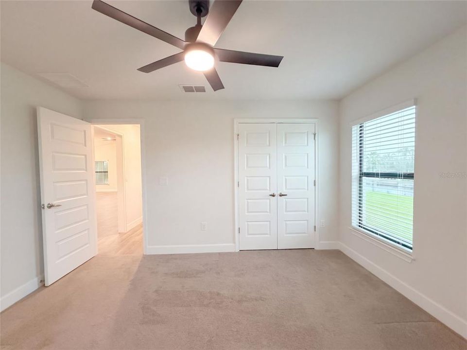 For Sale: $400,000 (3 beds, 2 baths, 1970 Square Feet)