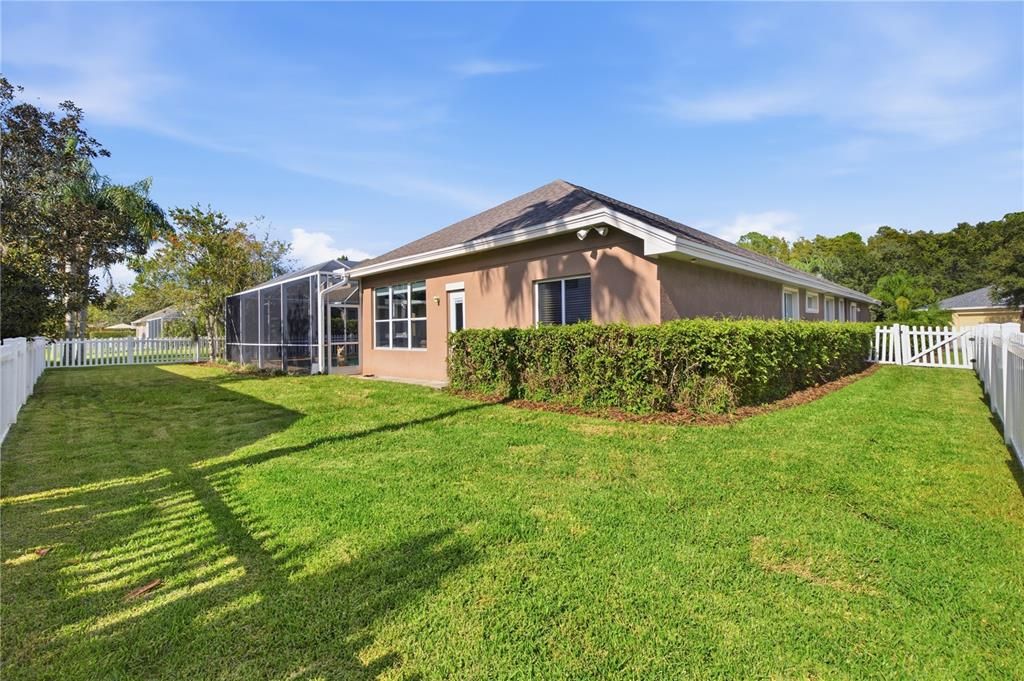 For Sale: $689,900 (4 beds, 3 baths, 2884 Square Feet)