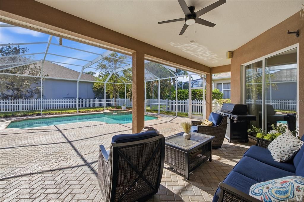 For Sale: $689,900 (4 beds, 3 baths, 2884 Square Feet)